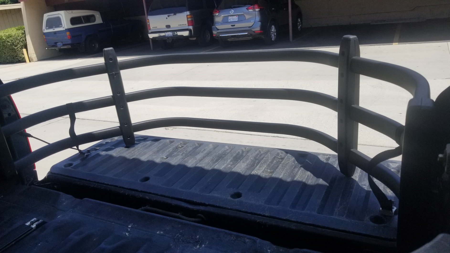 Lund-in-Motion Universal Truck BedXTender by AMP Research | 74825-01LR | Fits all Full-Size & Mid-Size Pickup Trucks customer photo 2