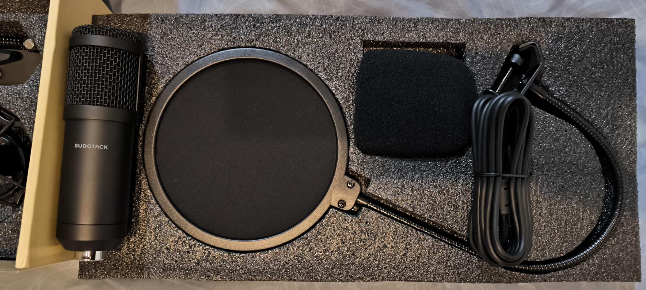 SUDOTACK USB Condenser Podcast Microphone for PC: Studio Microphone Kit with 192KHz/24bit Professional Sound Chipset Cardioid for Recording, Streaming, Gaming, Voice-Over, YouTube, Twitch (ST-800) customer photo 1