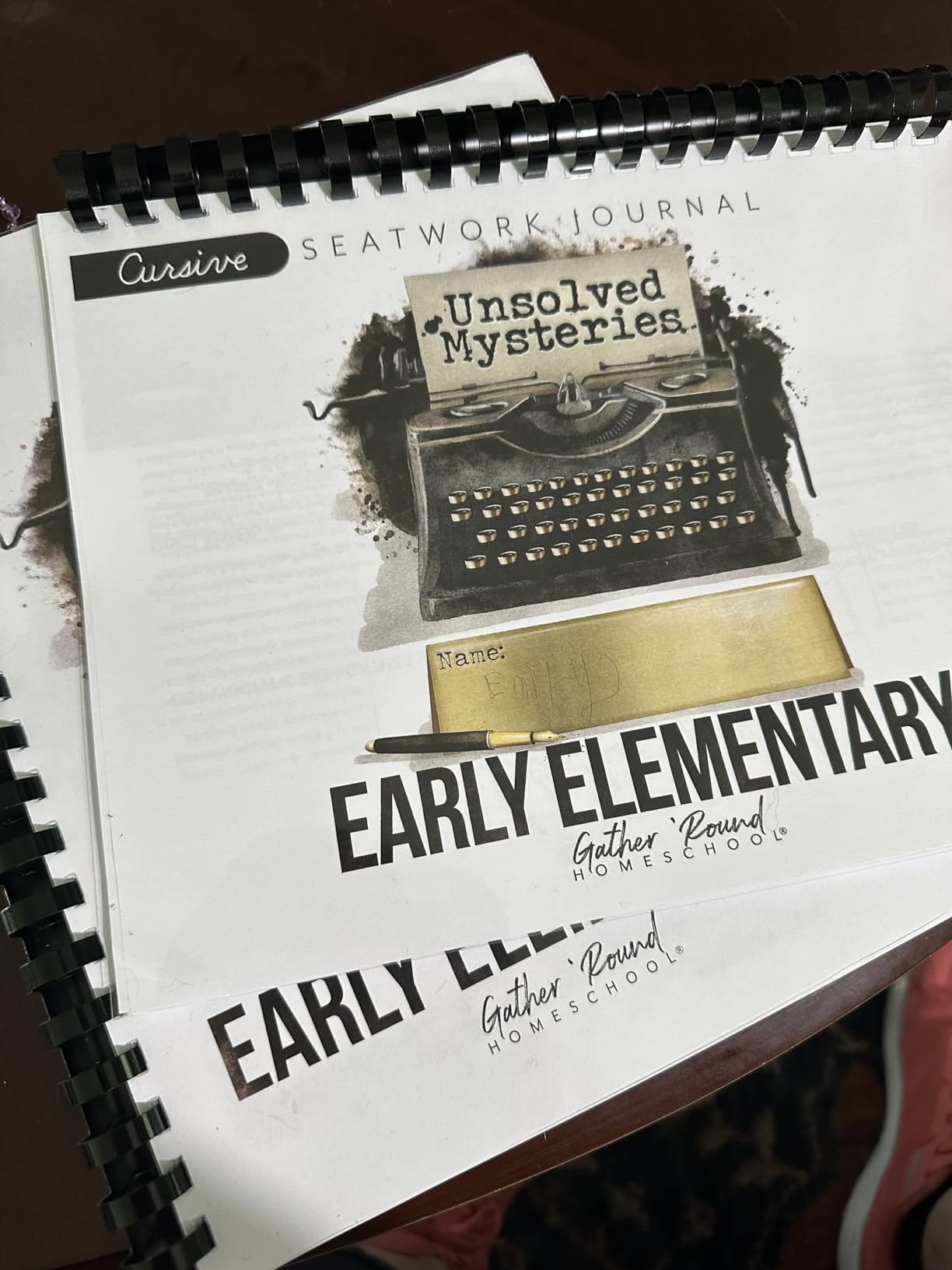 MAKEASY Binding Machine, 21-Hole, 450 Sheets, Comb Binding Machines with 1 Box Comb Bindings Spines, Comb Binder for Letter Size, A4, A5 Paper customer photo 1