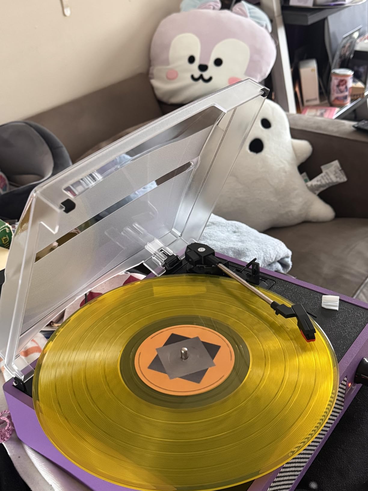 Vinyl Record Player Turntable with Built-in Bluetooth Receiver & 2 Stereo Speakers, 3 Speed 3 Size Portable Retro Record Player for Entertainment and Home Decoration customer photo 1