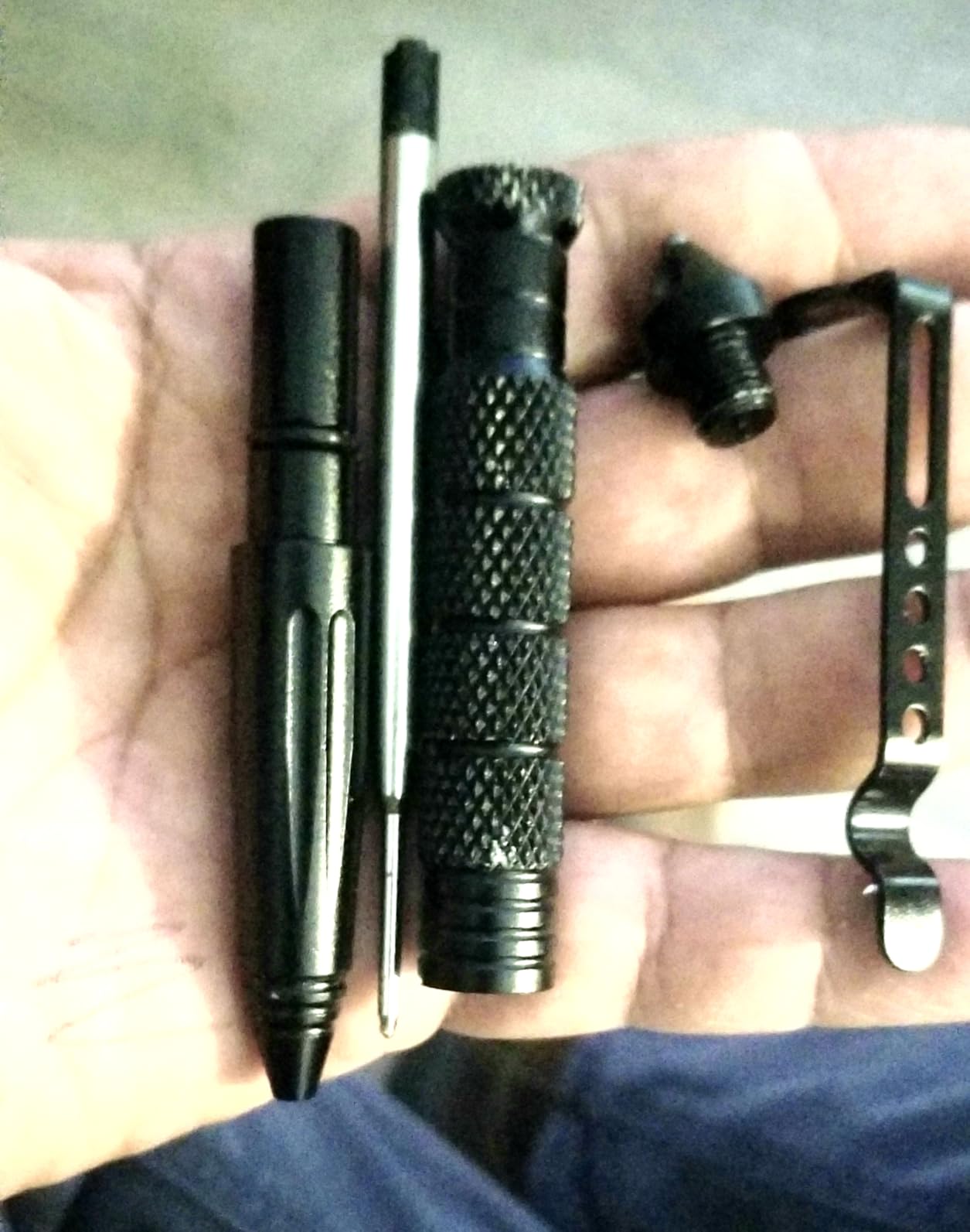 KEPEAK Military Tactical Pen, Professional Self Defense Pen, Emergency Glass Breaker Pen - Tungsten Steel, Writing EDC Survival Tool with 6 Refill customer photo 2