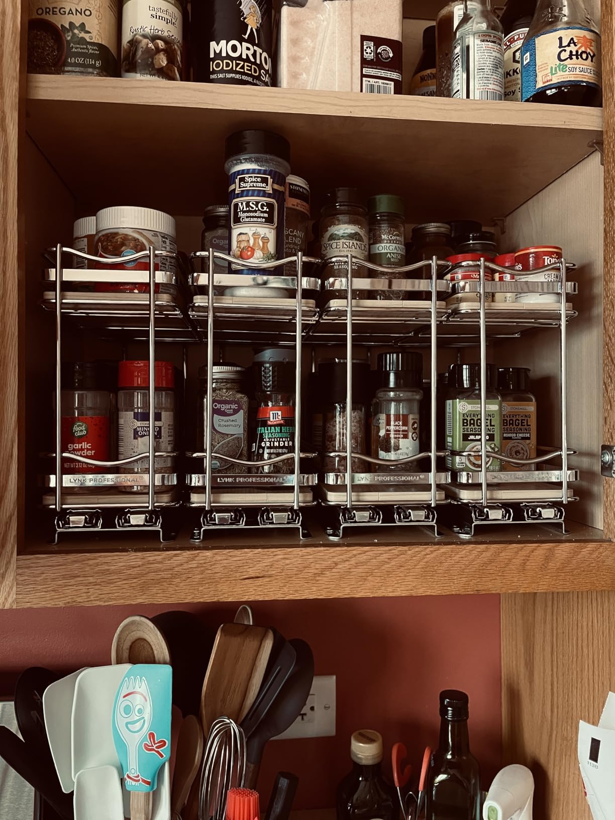 LYNK PROFESSIONAL Pull Out Spice Rack Organizer for Inside Kitchen Cabinets - 4-3/8 inch Wide - Slide Out Drawer - Chrome customer photo 1