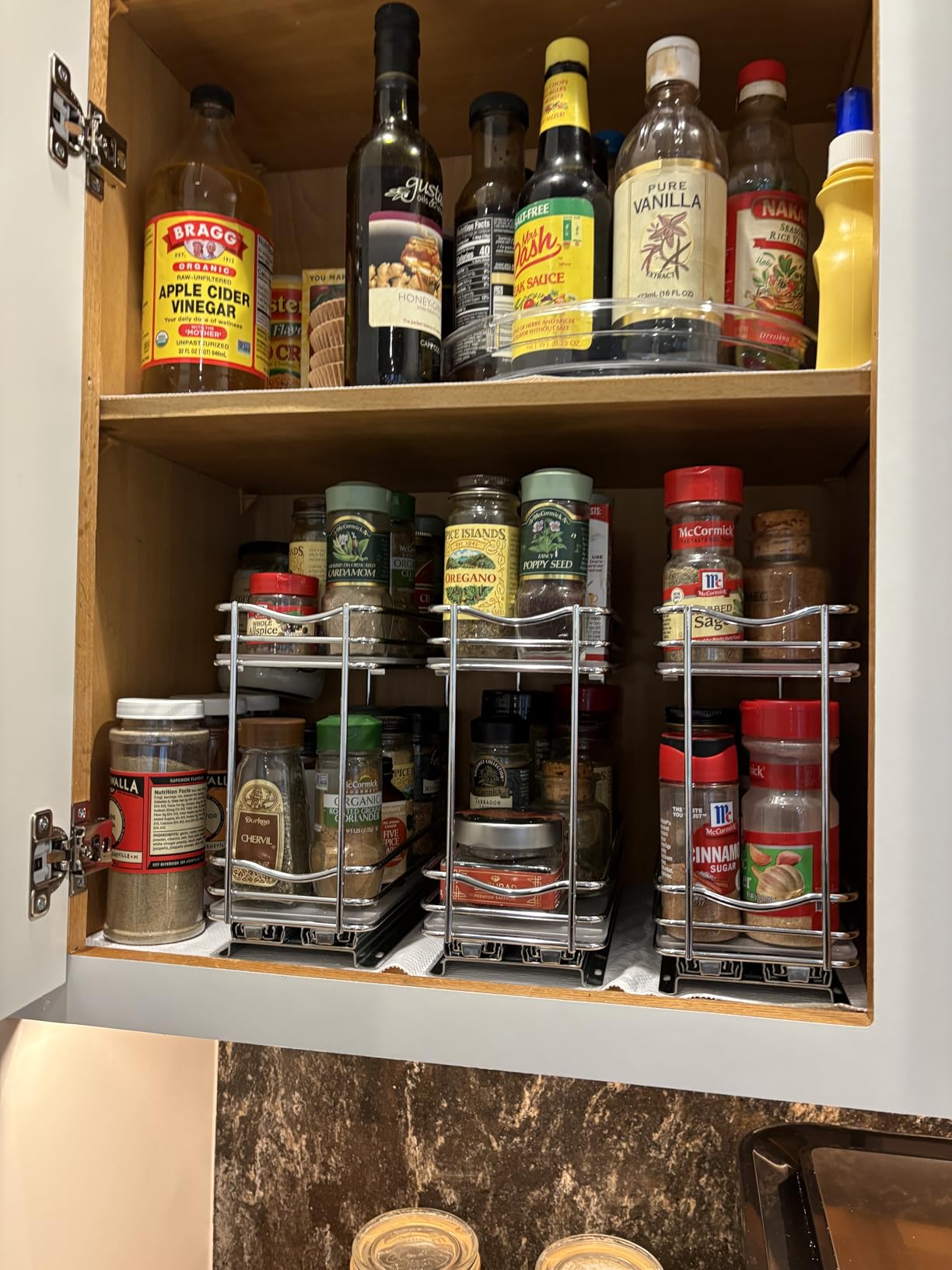 LYNK PROFESSIONAL Pull Out Spice Rack Organizer for Inside Kitchen Cabinets - 4-3/8 inch Wide - Slide Out Drawer - Chrome customer photo 2