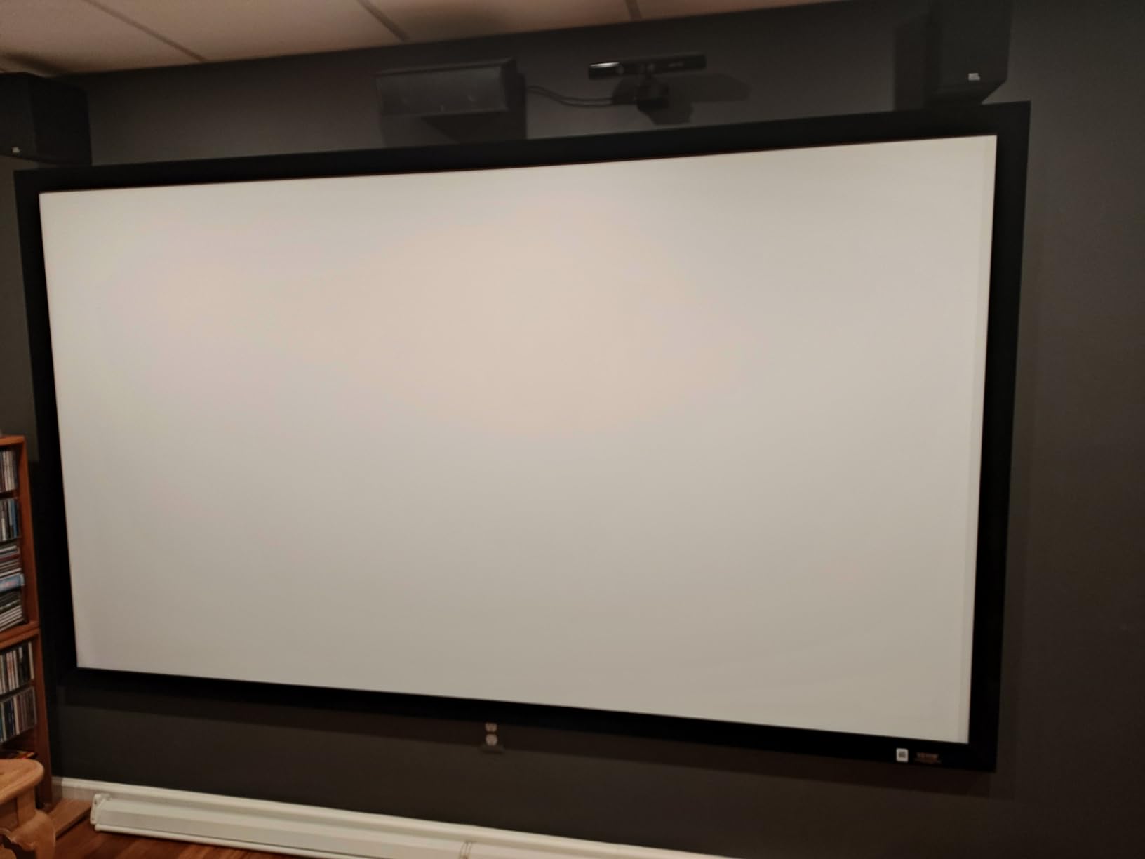 VEVOR Projector Screen 155inch Outdoor Projector Screen 16:9 Movie Screen Fixed Frame 3D Projector Screen for 4K HDTV Movie Theater customer photo 1