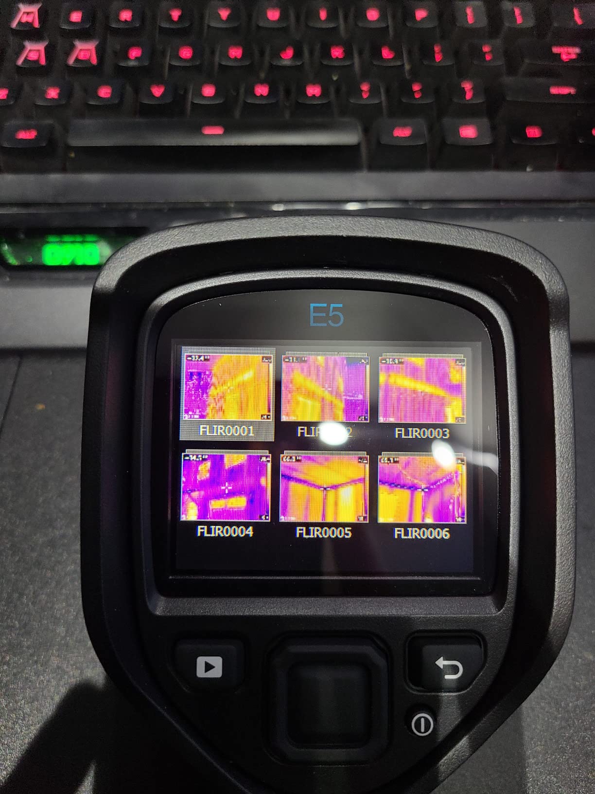 FLIR E8-XT Commercial Thermal Imaging Camera with Wifi and FLIR Ignite Cloud customer photo 2