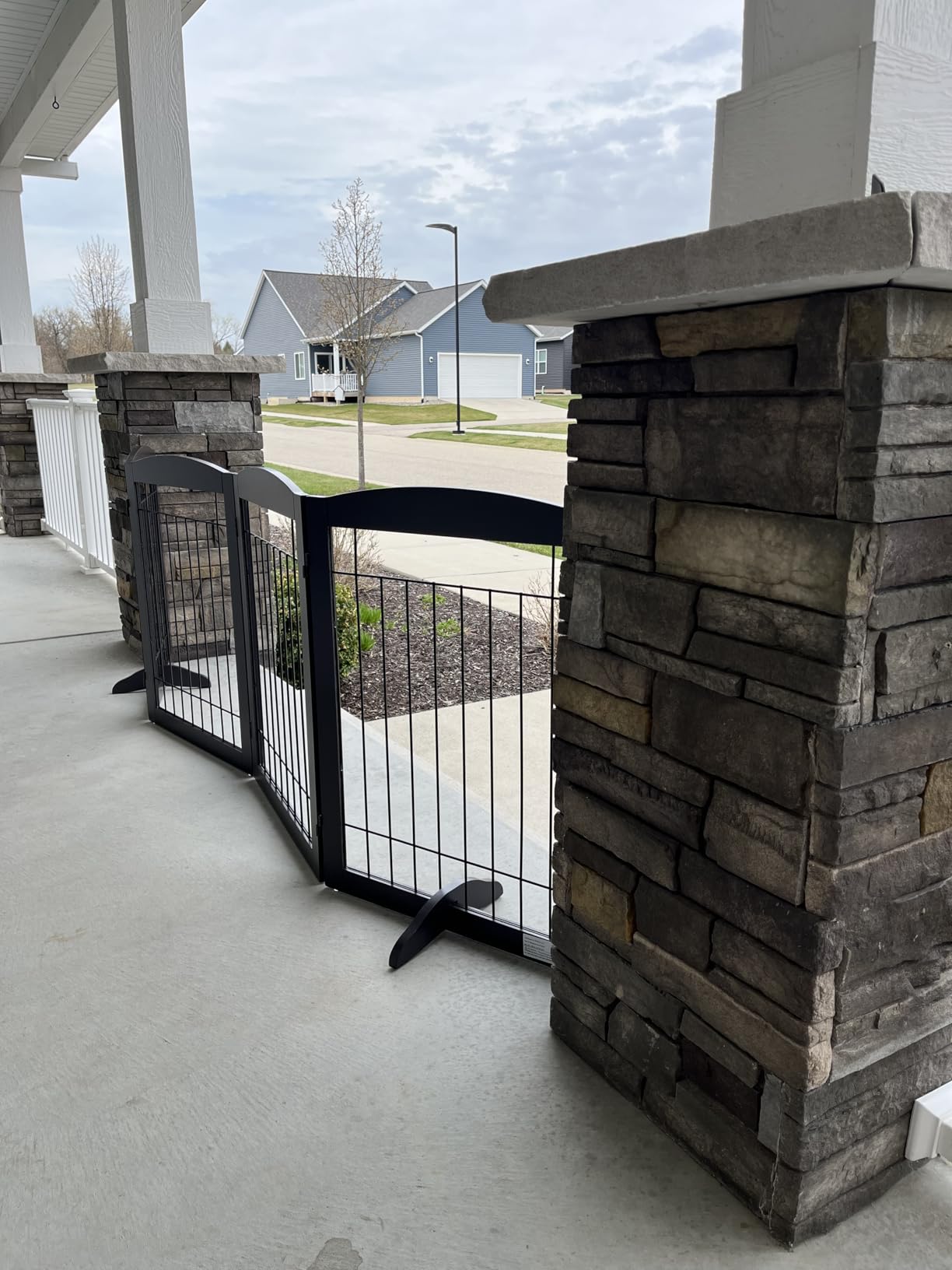 PAWLAND Extra Wide Dog gate for The House, Doorway, Stairs, Dog Fences Indoor, Freestanding Foldable Wooden Pet Gates for Dogs, Set of Support Feet Included, 96 in Wide 30 in Tall, 4 Panels White customer photo 1