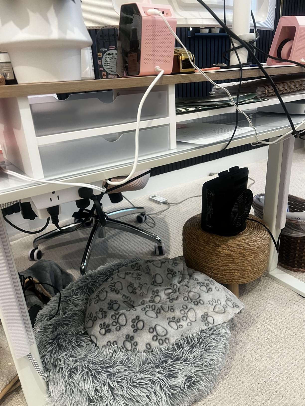 YECAYE 94.2in Cable Management, Cable Organizer, Adhesive Mount Cord Organizer for Desk, Cord Organizer, No-Drill Desk Wire Management for Home Office, Baby proofing, Black customer photo 2