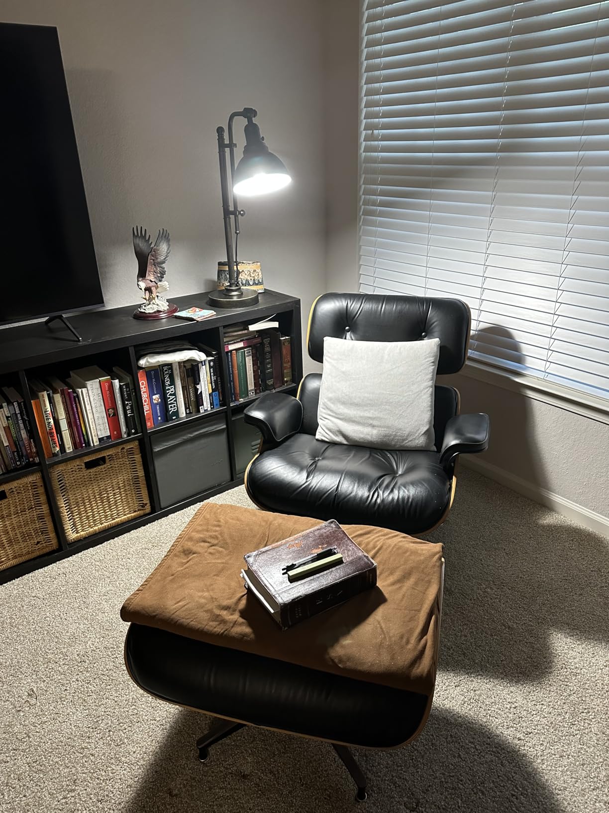 VONLUCE Rustic Desk Lamp Bronze Adjustable, Industrial Style Metal Task Lamps 25