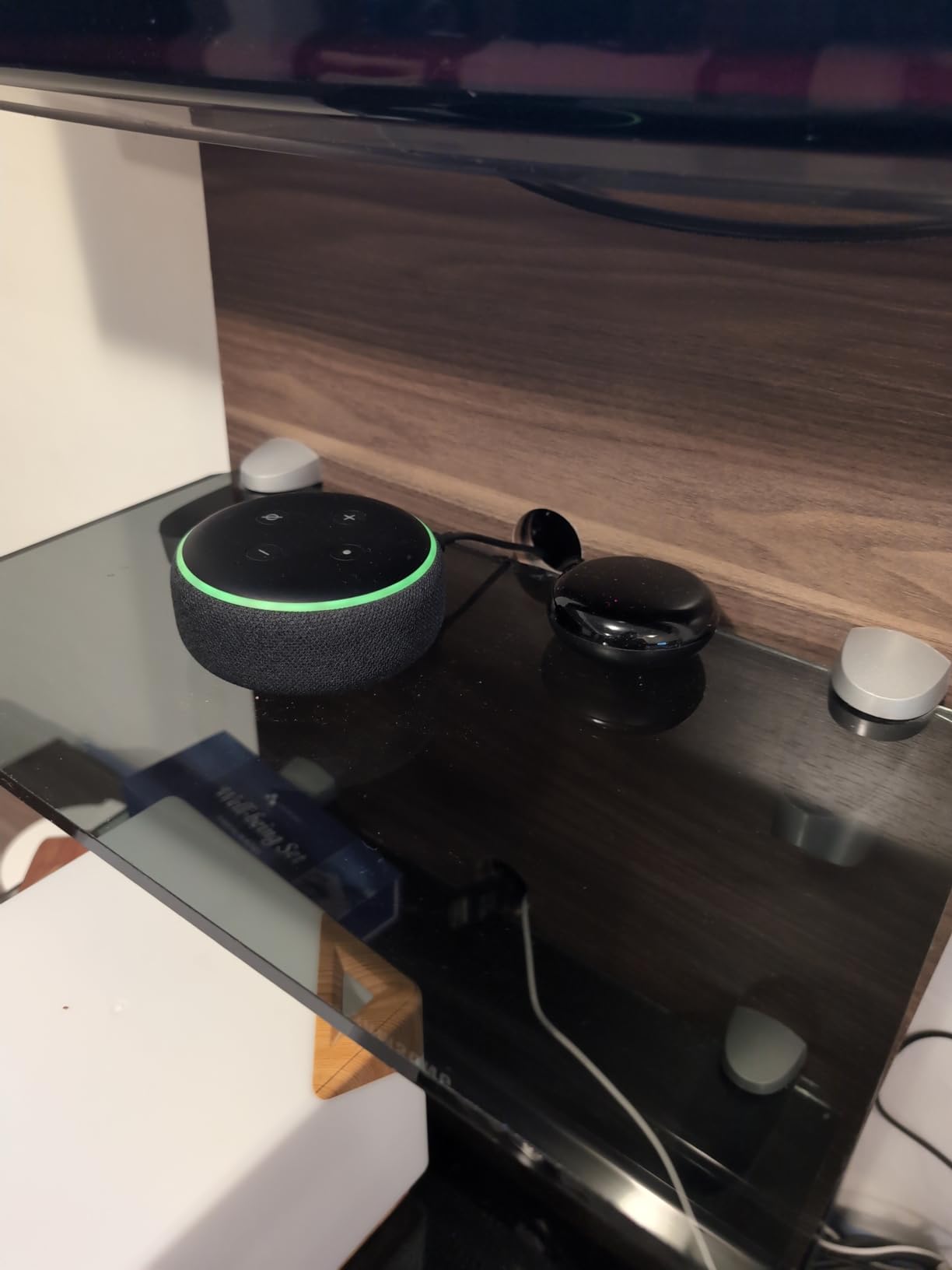 MOES WiFi Smart IR Remote Controller Smart Home Infrared Universal Remote Blaster,One for All Control AC TV DVD CD AUD SAT etc,Compatible with Alexa and Google Assistant,No Hub Required customer photo 1