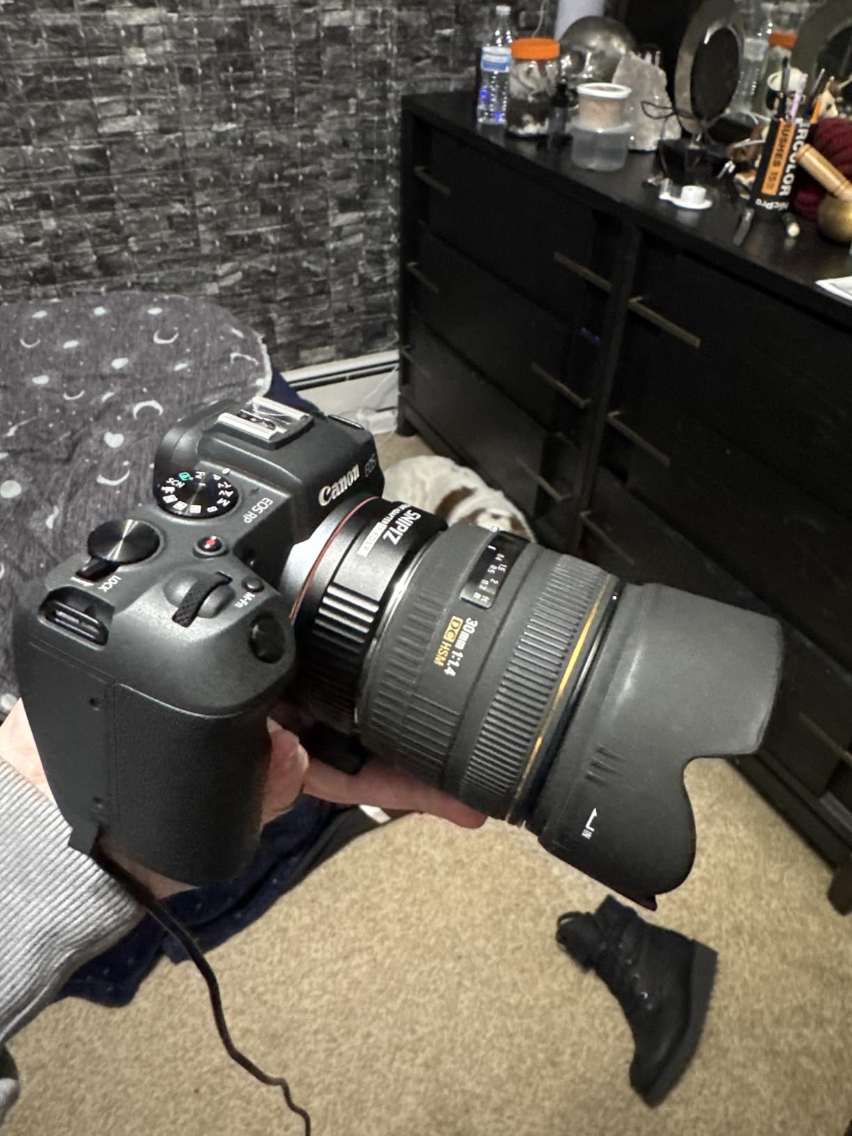 Canon EOS RP Mirrorless Digital Camera (Body Only) (Renewed) customer photo 2