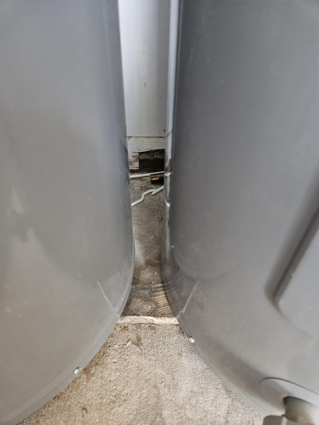 CRAFTSMAN CMXEVBE17250 2.5 Gallon 2.5 Peak HP Wet Dry Vac, Portable Shop Vacuum customer photo 1