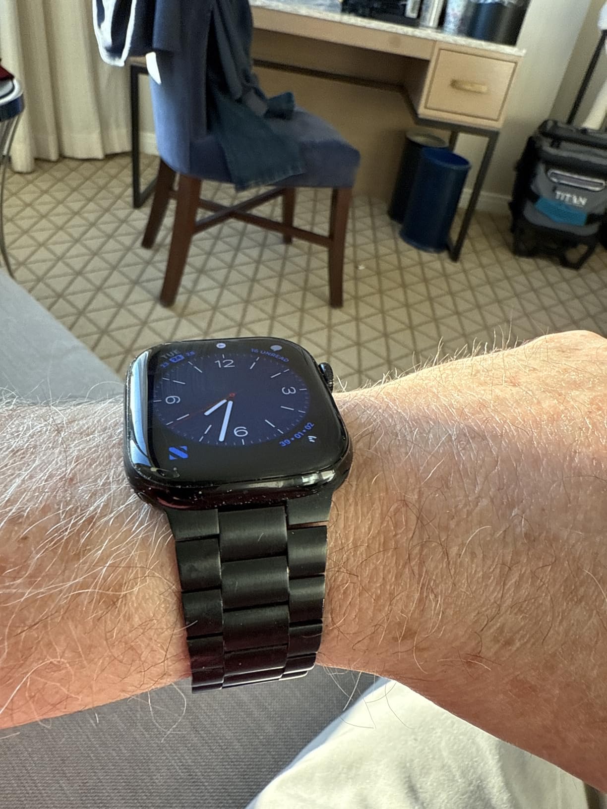 iiteeology Lightweight Stainless Steel Band Designed for Apple Watch Ultra 3 & Ultra 2, Series 1-11, 46mm, 45mm, 44mm, 42mm, Replacement iWatch Bands for Men & Women, Jet Black customer photo 1