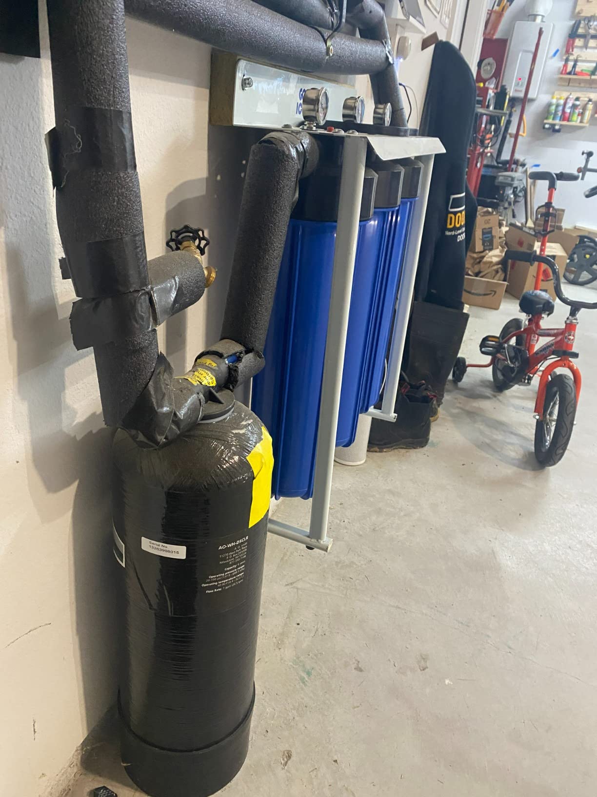 AO Smith Whole House Salt Free Descaler System - Works with City & Well Water Filters - 6yr, 600,000 Gl - Water Softener Alternative for Home - AO-WH-DSCLR customer photo 1