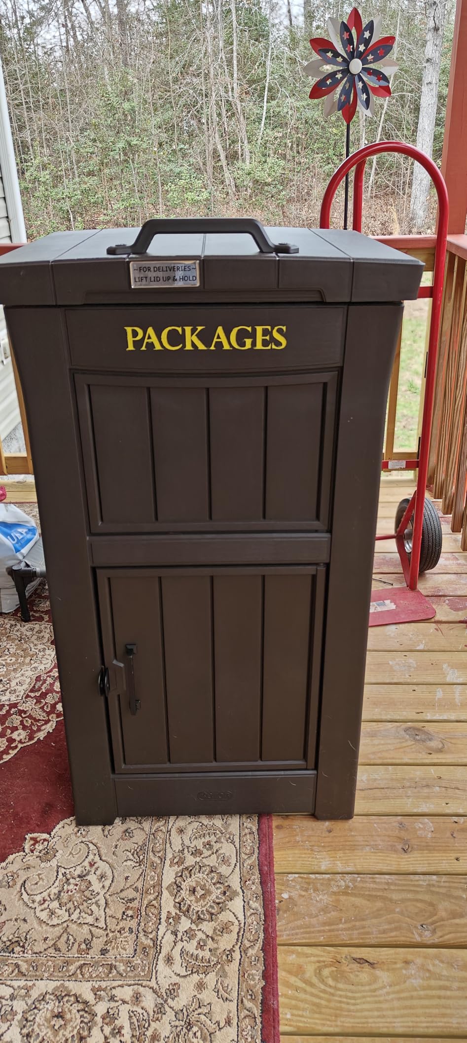 Keter Delivery Box for Porch with Lockable Secure Storage Compartment to Keep Packages Safe, One Size, Brown customer photo 1