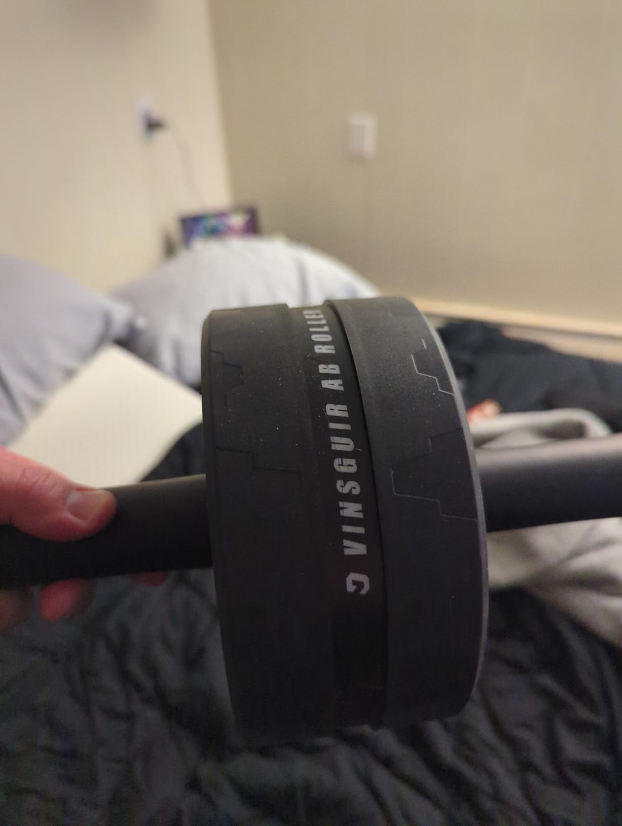 VINSGUIR Ab Roller Wheel, Abs & Core Workout Equipment for Home Gym with Knee Pad Accessories, Abdominal Wheel for Full-body Strength Training customer photo 2