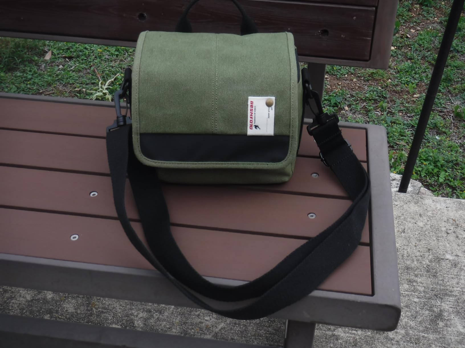 Besnfoto Camera Bag Small Crossbody Camera Shoulder Bag Purse Waterproof Canvas Cute Compact Camera Messenger Bag Case for Mirrorless DSLR SLR Women and Men customer photo 2