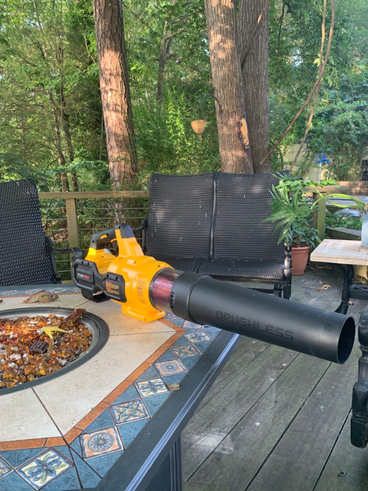 DEWALT FLEXVOLT 60V MAX* Blower, 125 MPH, 600 CFM (DCBL772X1) customer photo 2