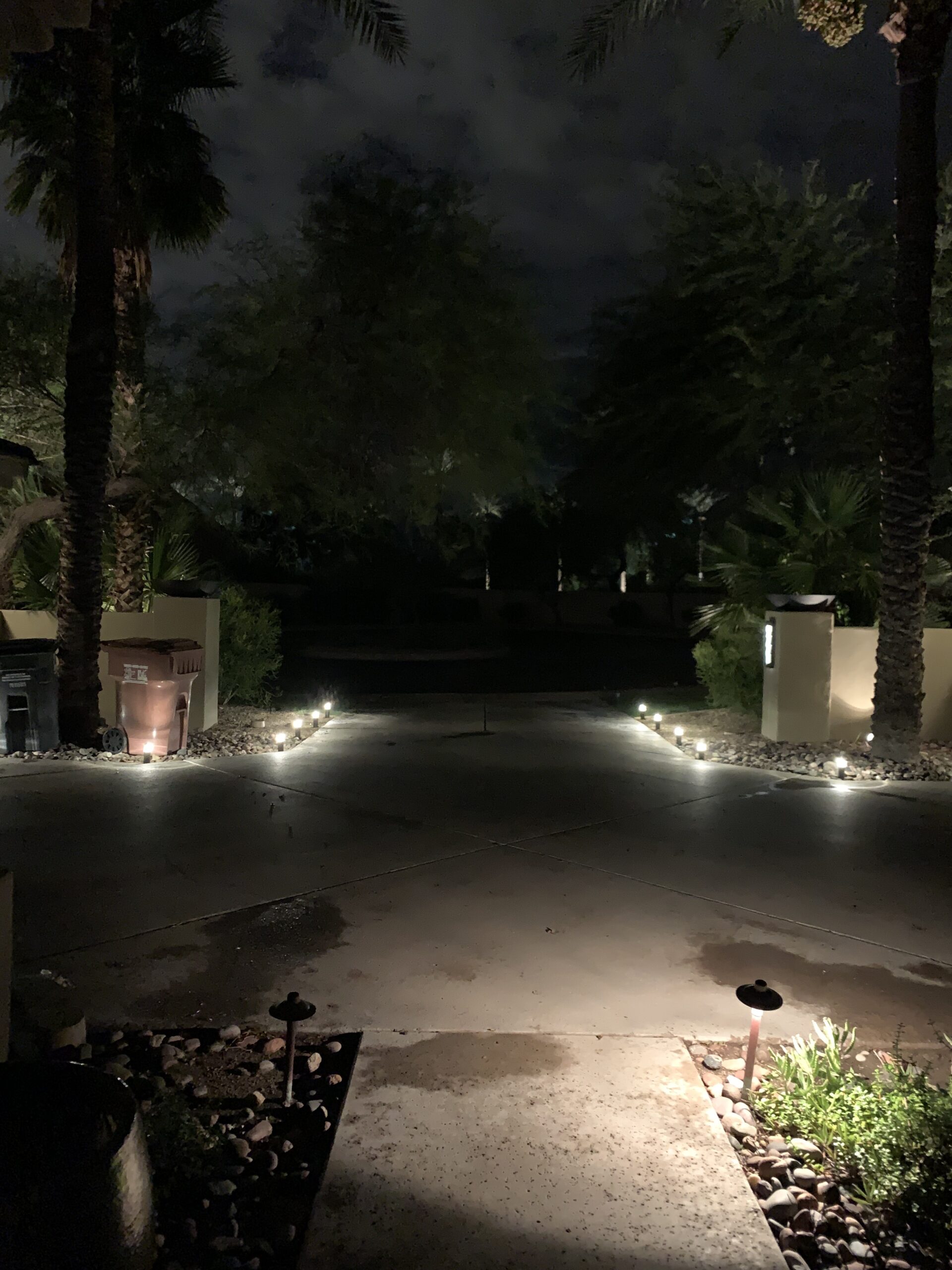 hykolity Low Voltage Landscape Lights, 3W 191LM 12V-15V LED Round Bollard Light, Wired Outdoor Walkway Light Path Lights for Yard Lawn, Aluminum Construction, 30 Watt Equivalent, 6 Pack customer photo 1