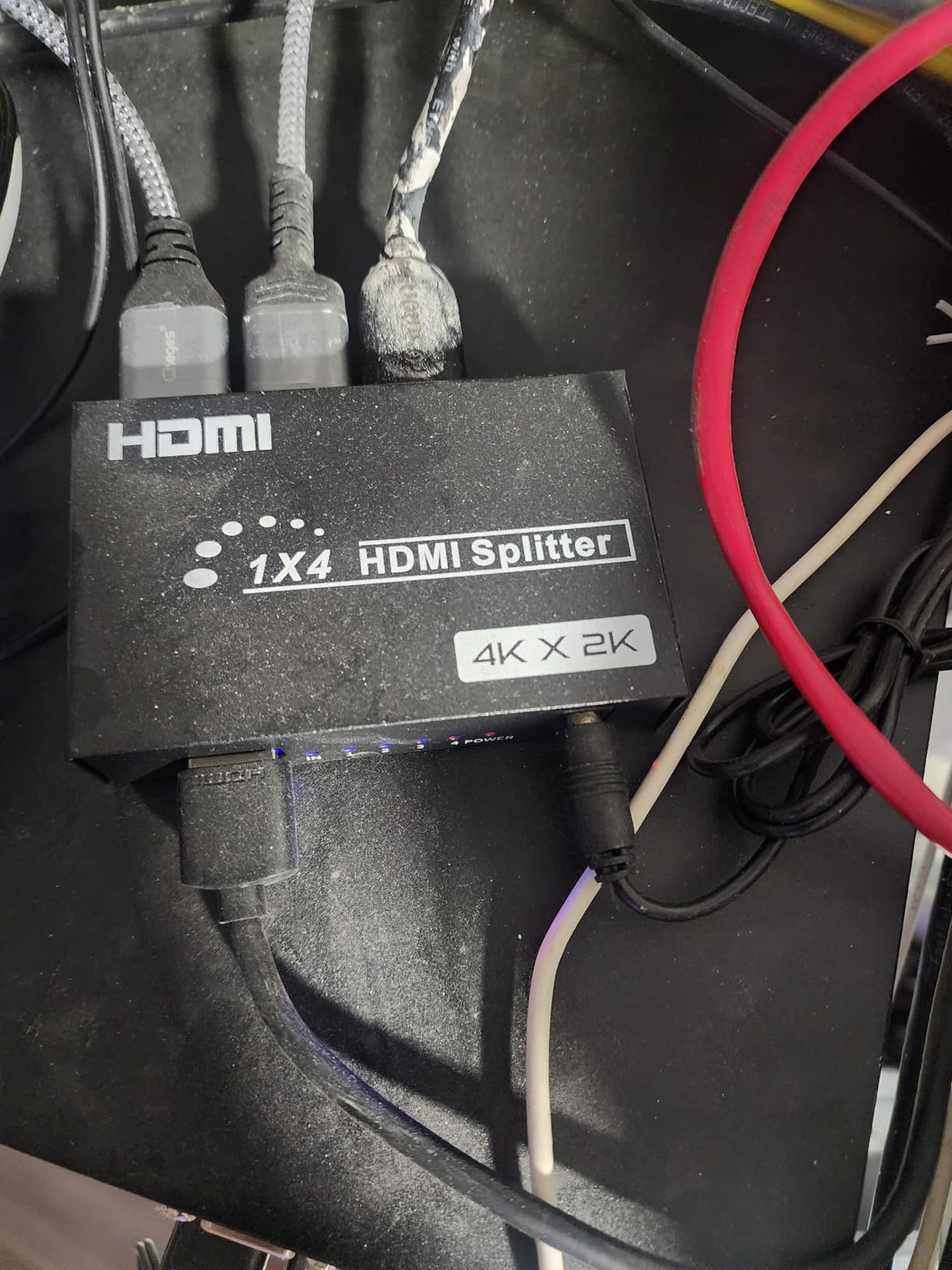 MT-VIKI 4K HDMI Splitter 1 in 2 Out, 1x2 Powered HDMI Splitter for Dual Monitors w/Power Adapter, 4K@30Hz Dual Monitors Duplicate/Mirror for PS4 Fire Stick HDTV customer photo 2