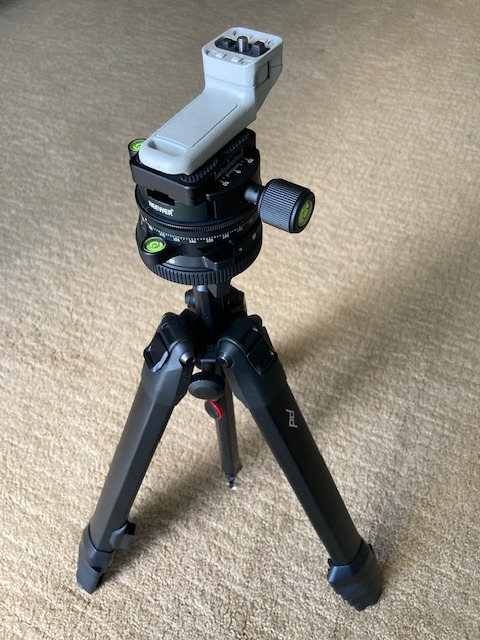 Neewer Camera Panoramic Panning Base with Style Plate, 3/8-inch Screw Aluminum Alloy Panorama Ball Tripod Head with Bubble Level for Tripod Monopod DSLR Cameras, Load Capacity 22 LBS customer photo 1
