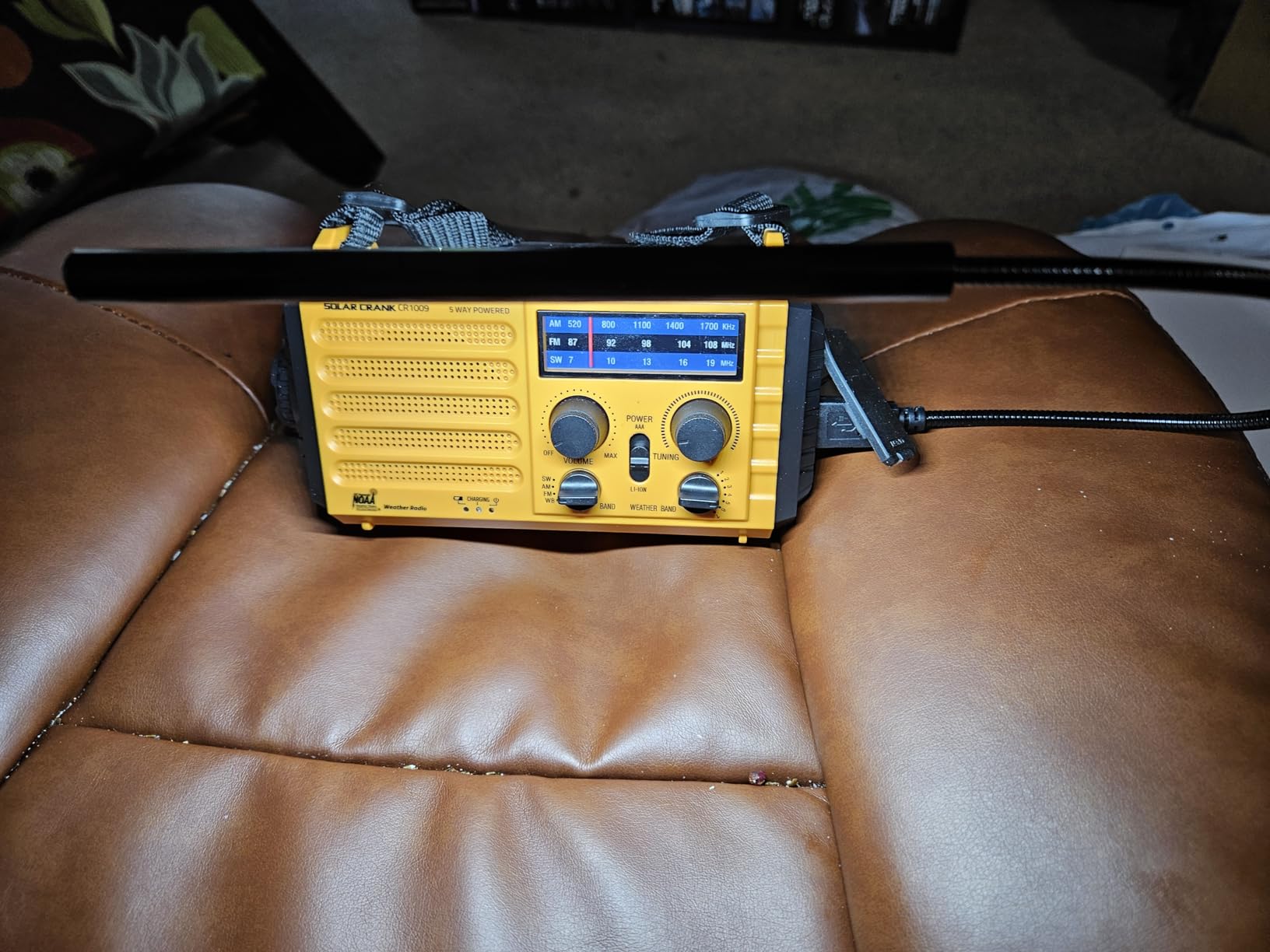 NOAA Weather Radio, Emergency Hand Crank Radio with Solar Charger, Portable Battery Operated AM FM Shortwave Radio with LED Flashlight, USB Charger, Earbud Jack, SOS Alert for Home Survival Hurricane customer photo 1