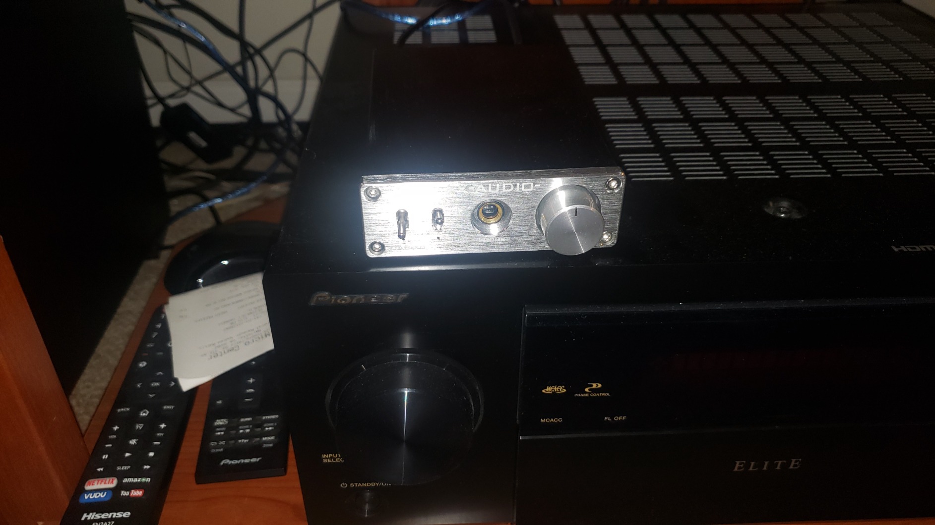 FX-Audio DAC-X6 Headphone amp Mini HiFi 2.0 Digital Audio Decoder DAC Input USB/Coaxial/Optical Output RCA/Headphone Amplifier 24Bit/96KHz DC12V (Black) customer photo 2