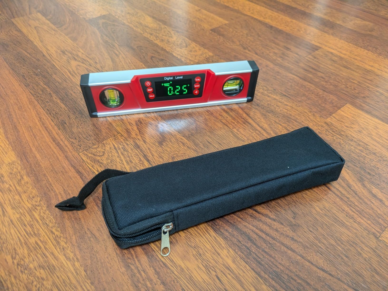 10-Inch Digital Torpedo Level and Protractor | Neodymium Magnets | Bright LED Display | V-GROOVE MAGNETIC BASE | IP54 Dust/Water Resistant smart level with Carrying Bag customer photo 1