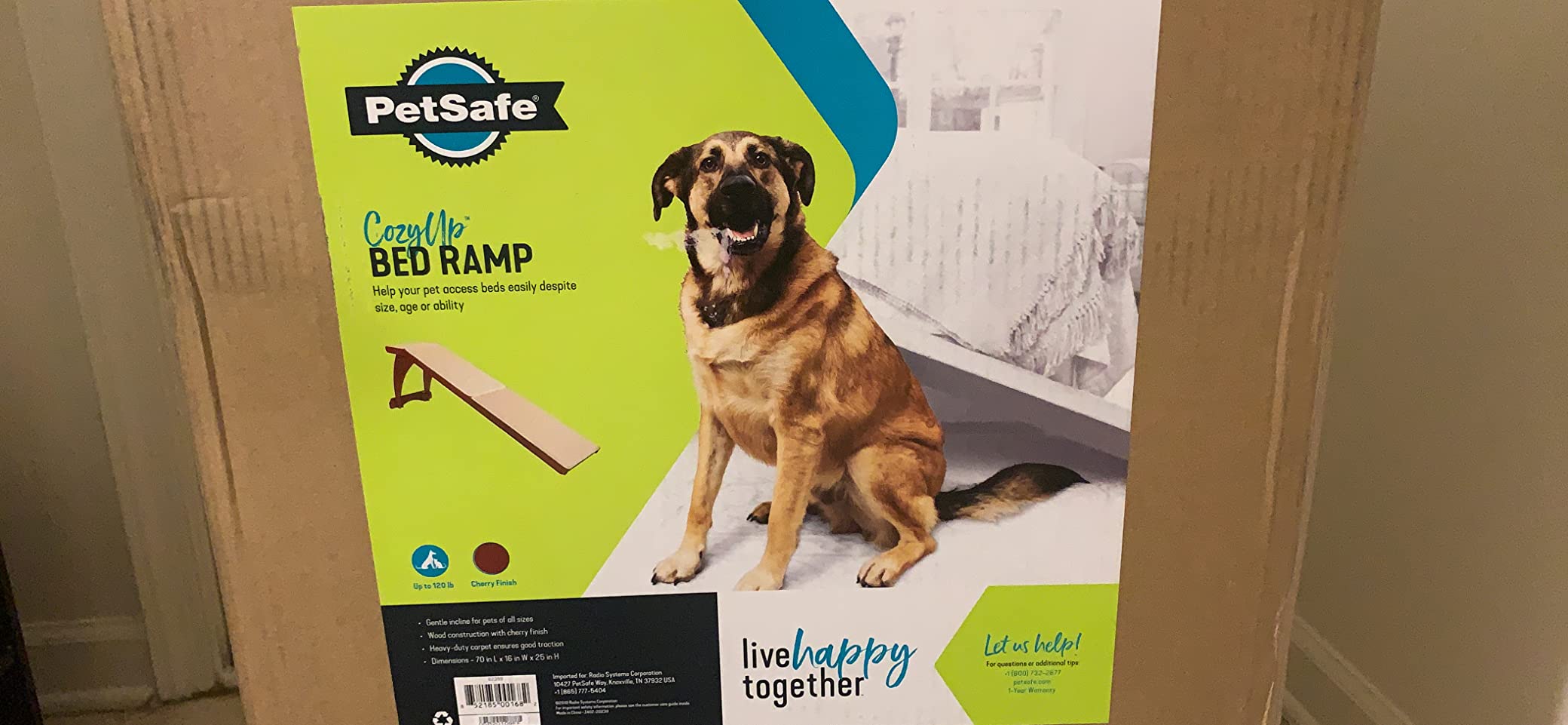 PetSafe CozyUp Bed Ramp - Supports Pets Back & Joints - High Traction Carpet Surface - Furniture-Grade Wood - Heavy Duty Bed Access Ramp customer photo 1