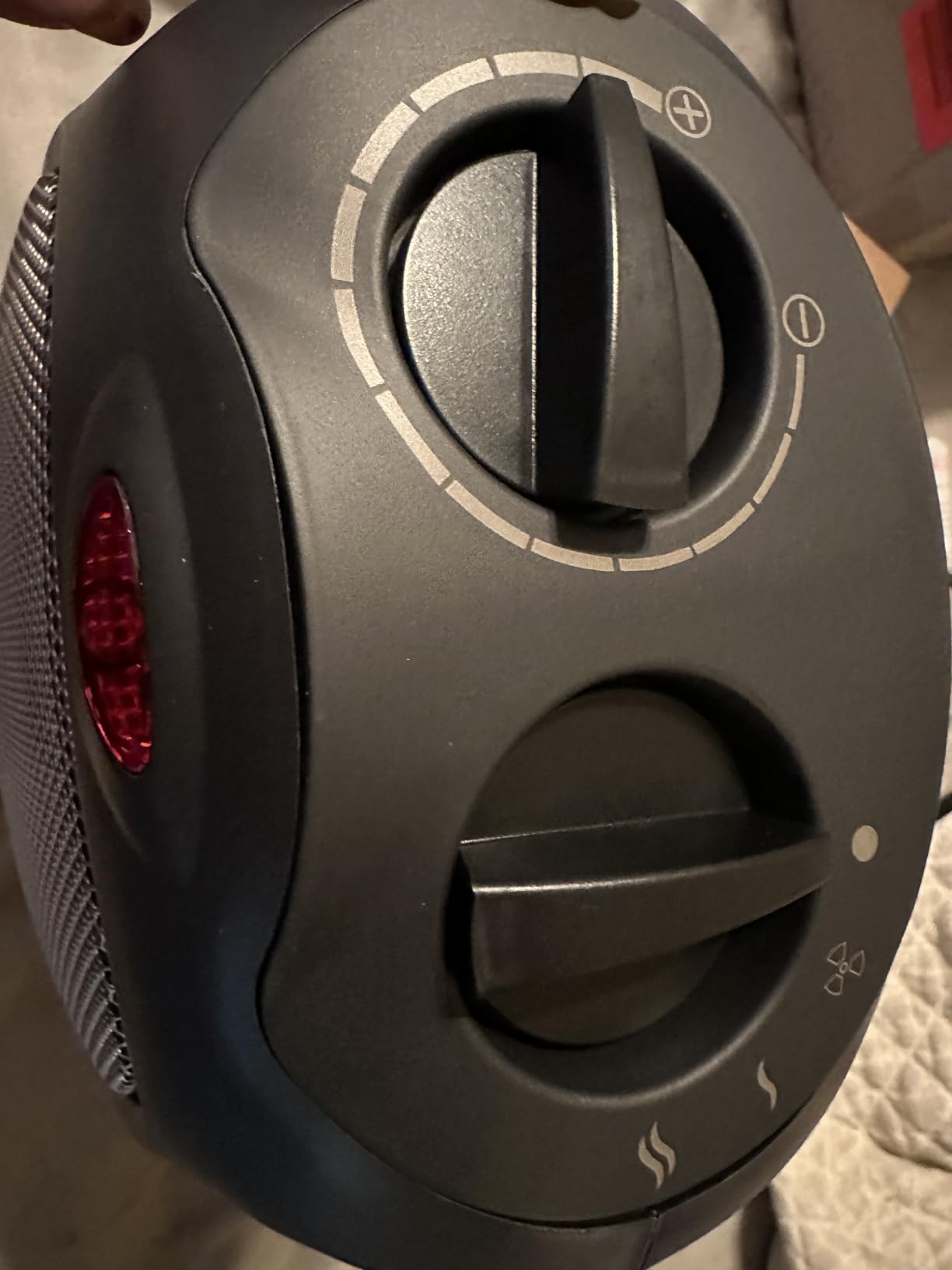 Amazon Basics Ceramic Space Heater, Portable Indoor Heating Solution, With Overheat and Tip-Over Protection, Thermostat, Non-Oscillating, 1500W, 7.52