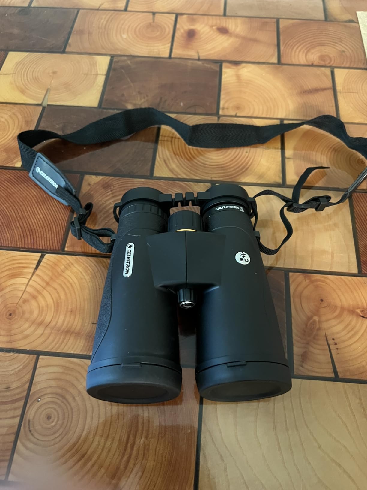 Celestron - Nature DX ED 10x50 Premium Binoculars - Extra-Low Dispersion Objective Lenses - Outdoor and Birding Binocular - Fully Multi-Coated with BaK-4 Prisms - Rubber Armored - Fog & Waterproof Binoculars customer photo 2