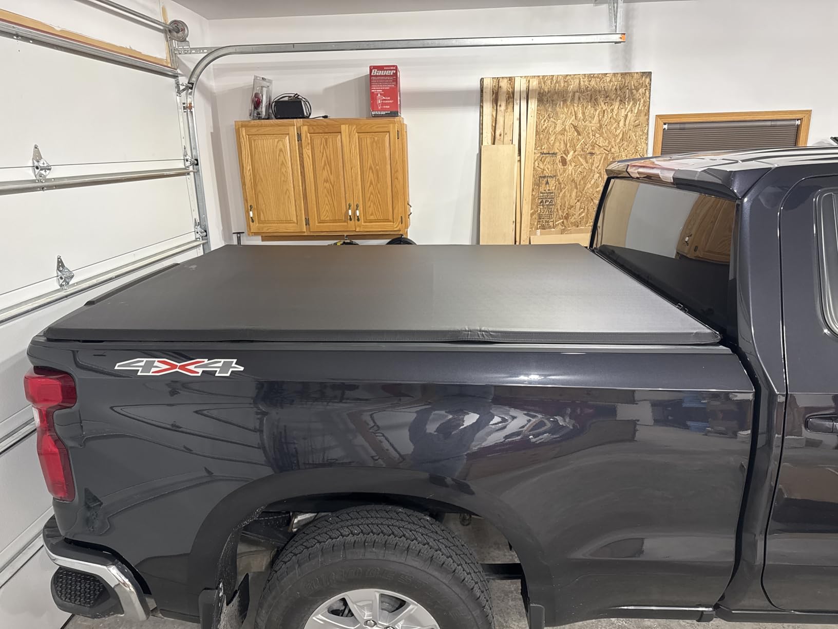 Tyger Auto T3 Soft Tri-fold Truck Bed Tonneau Cover Compatible with 2019-2026 Chevy Silverado GMC Sierra 1500 (Not Fit 19 LD/Limited) | 5'10