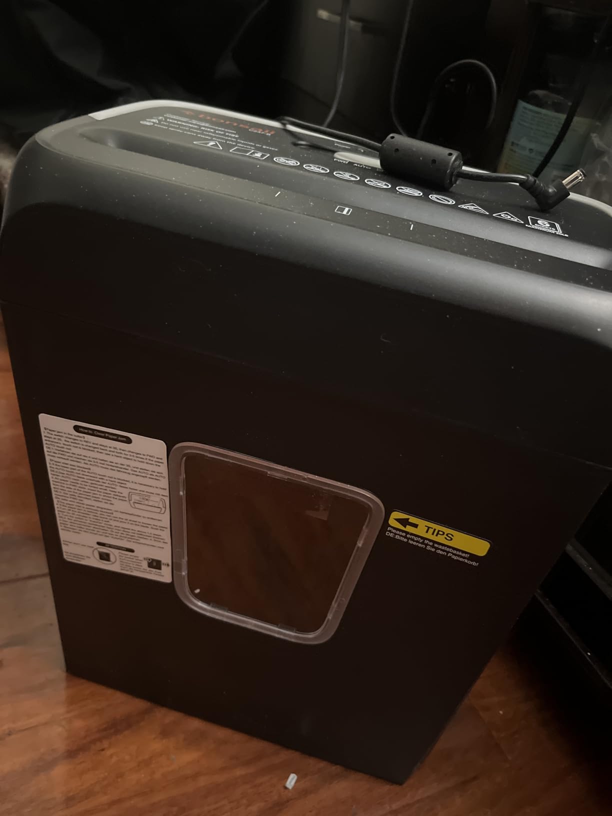 Bonsaii 6-Sheet Micro-Cut Paper Shredder, P-4 High-Security for Home & Small Office Use, Shreds Credit Cards/Staples/Clips, 3.4 Gallons Transparent Window Wastebasket, Black (C234-A) customer photo 2