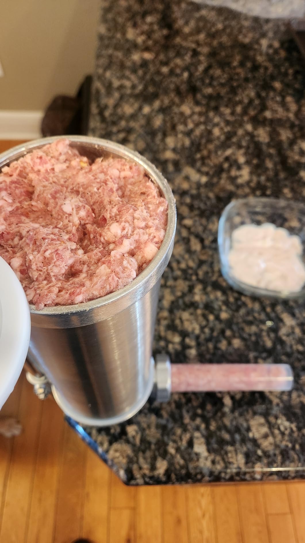 MASTER FENG Sausage Stuffer, Vertical Stainless Steel Sausage Maker Packed with 8 Tubes, Commercial and Household Use (5LBS VERTICAL) customer photo 2