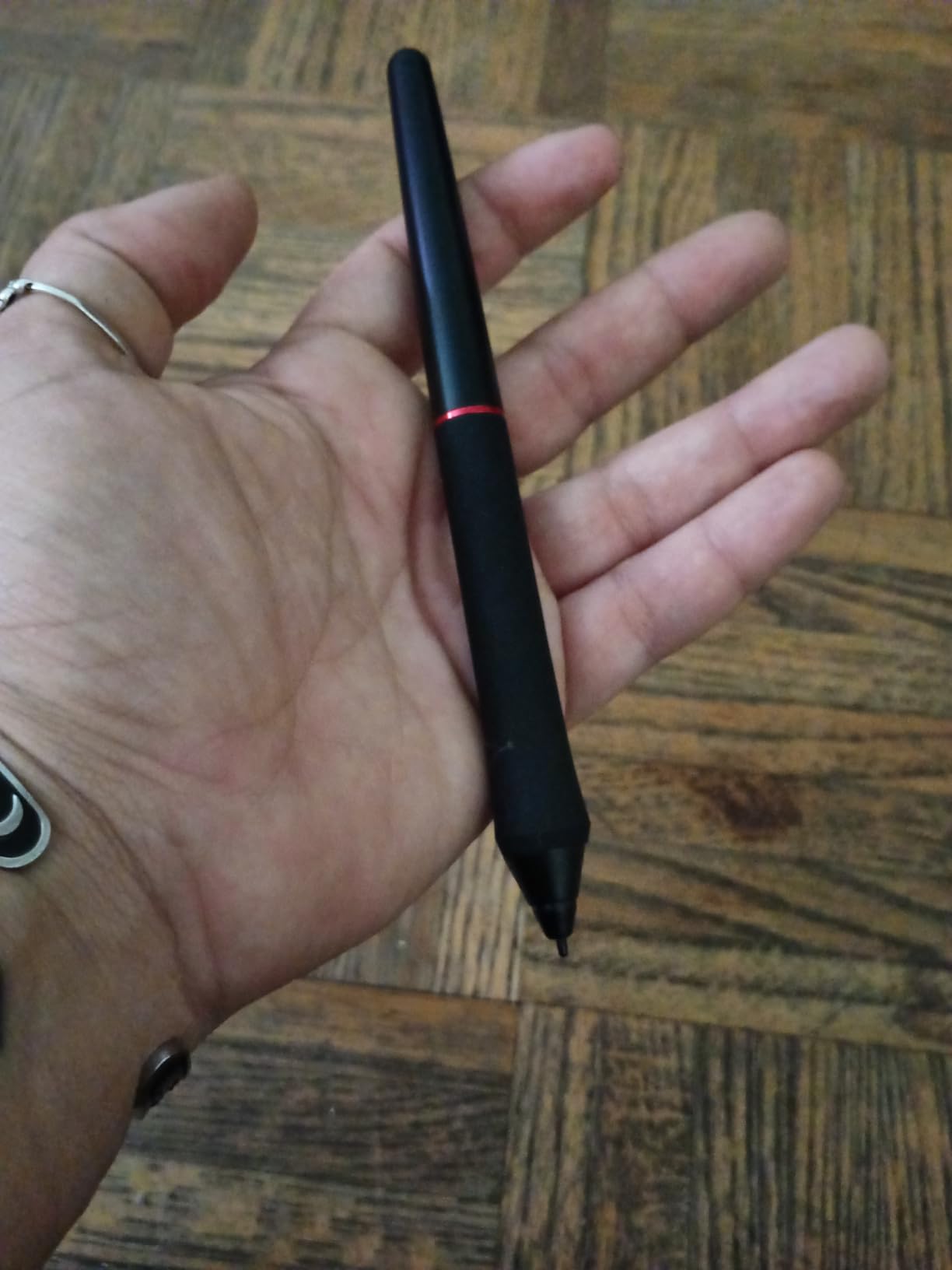 XP-PEN PA2 8192 Pressure Battery-Free Stylus Solely for Artist 12/13.3/15.6/22R/24 Pro Drawing Tablet with Screen | Not Compatible with Other XP-Pen Models or Brands customer photo 1