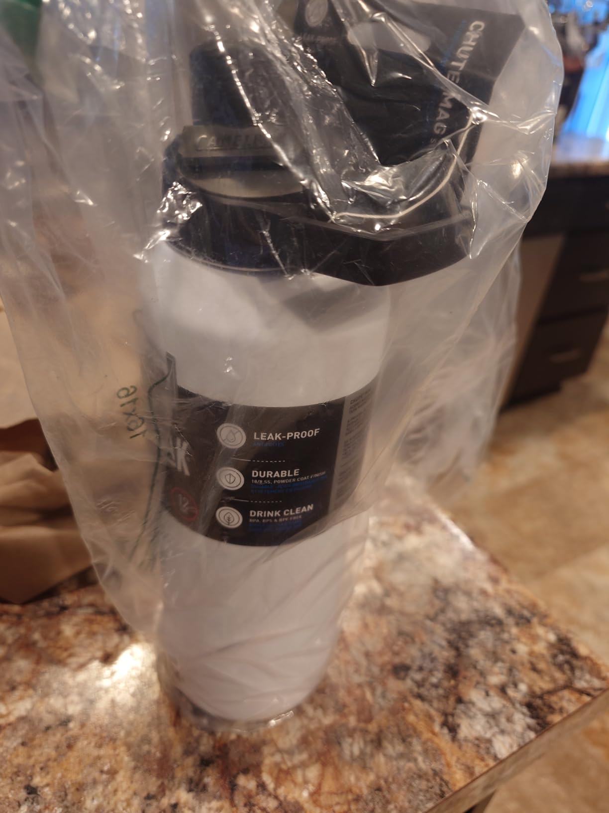 CamelBak Chute Mag Vacuum Insulated Stainless Steel Water Bottle customer photo 1
