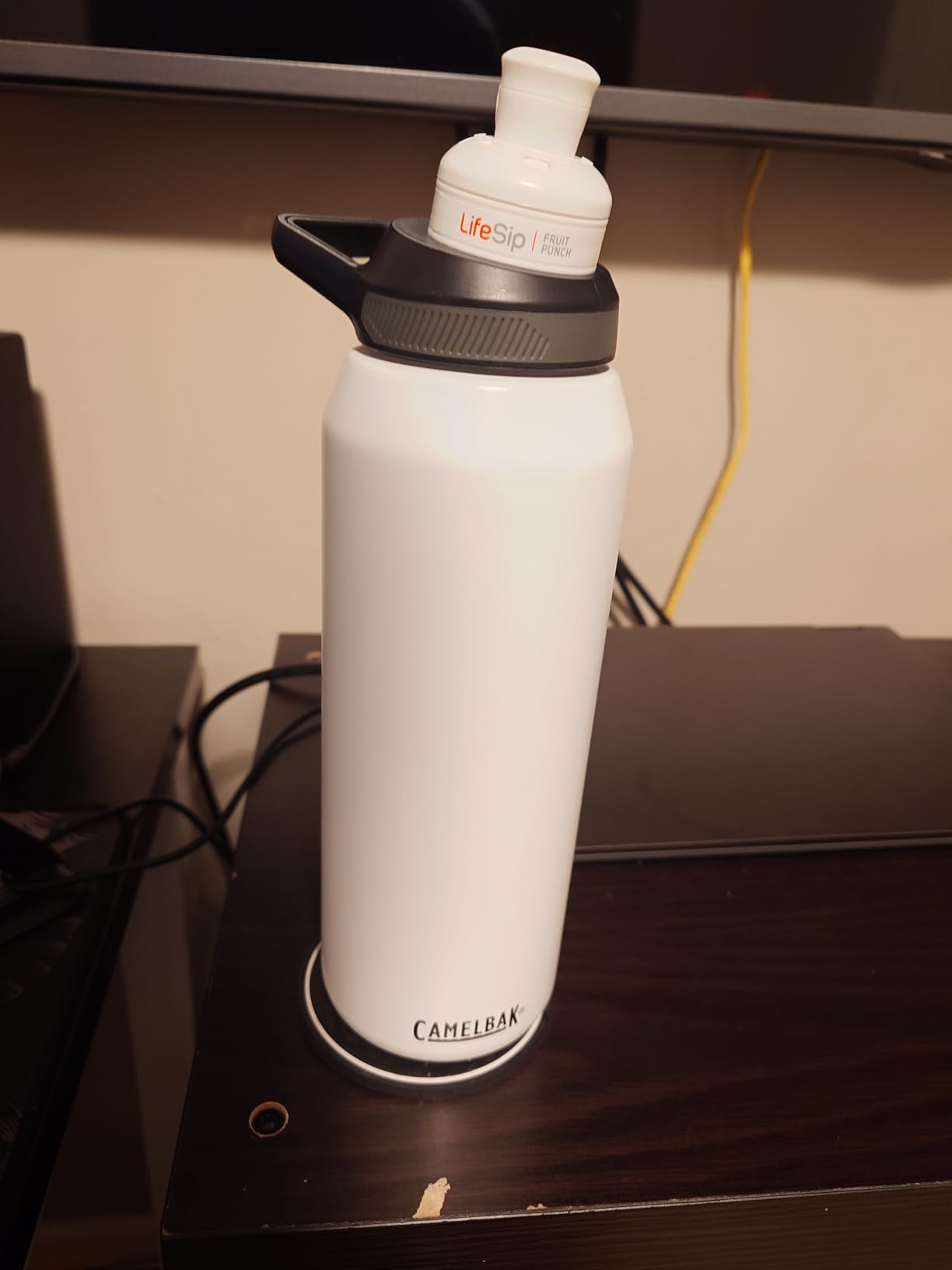 CamelBak Chute Mag Vacuum Insulated Stainless Steel Water Bottle customer photo 2