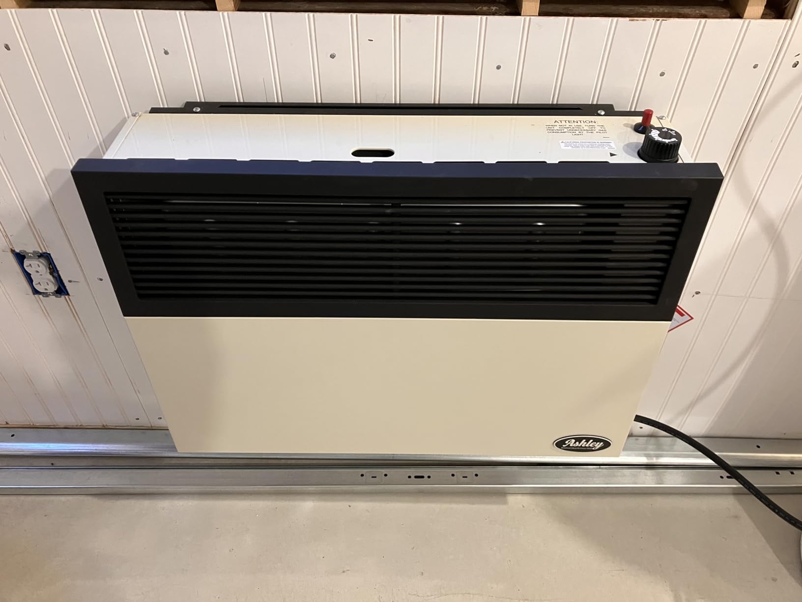 Ashley DVAG Direct Vent Liquid Propane Wall Mounted Heater 17,000 BTU customer photo 1