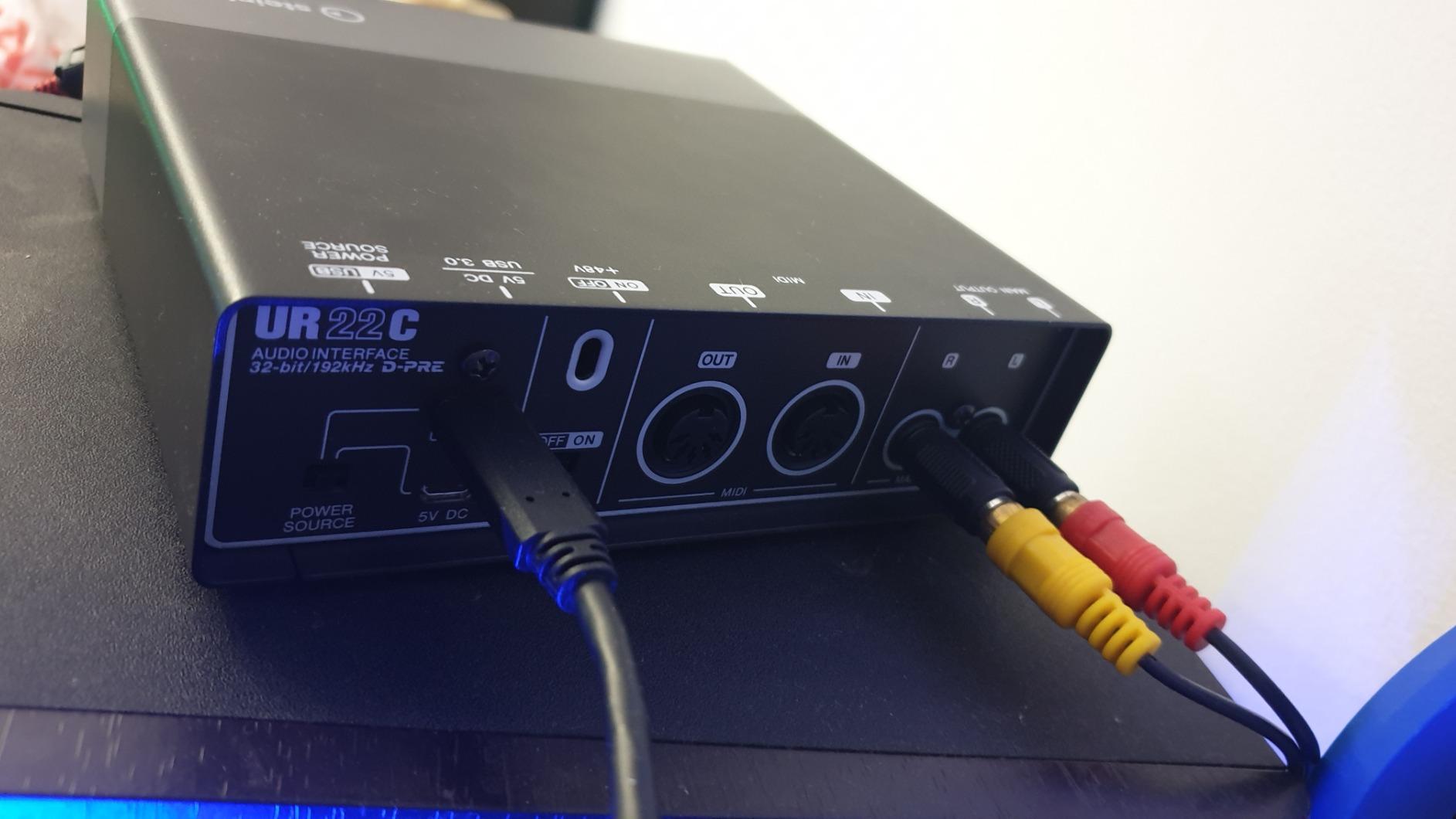 Steinberg UR22C 2x2 USB 3.0 Audio Interface with Cubase AI and Cubasis LE customer photo 2