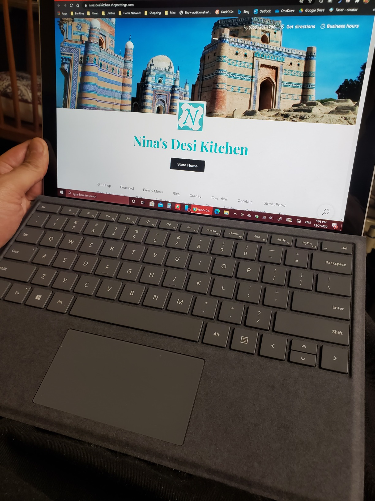 Surface Pro 7 - 12.3 inch Touch-Screen - 10th Gen Intel Core i5 - 8GB Memory - 128GB SSD - Platinum customer photo 2