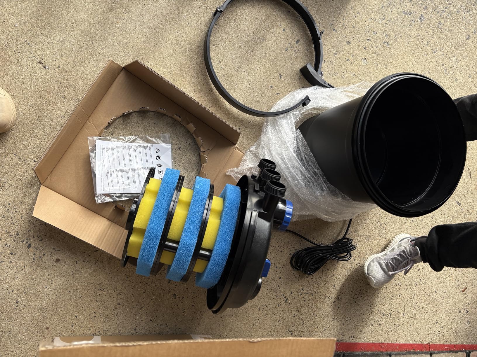 HAPPYGRILL Pond Filter, 2642 GPH Pond Pump Filter with 13W UV-C Light and Bio Balls customer photo 2