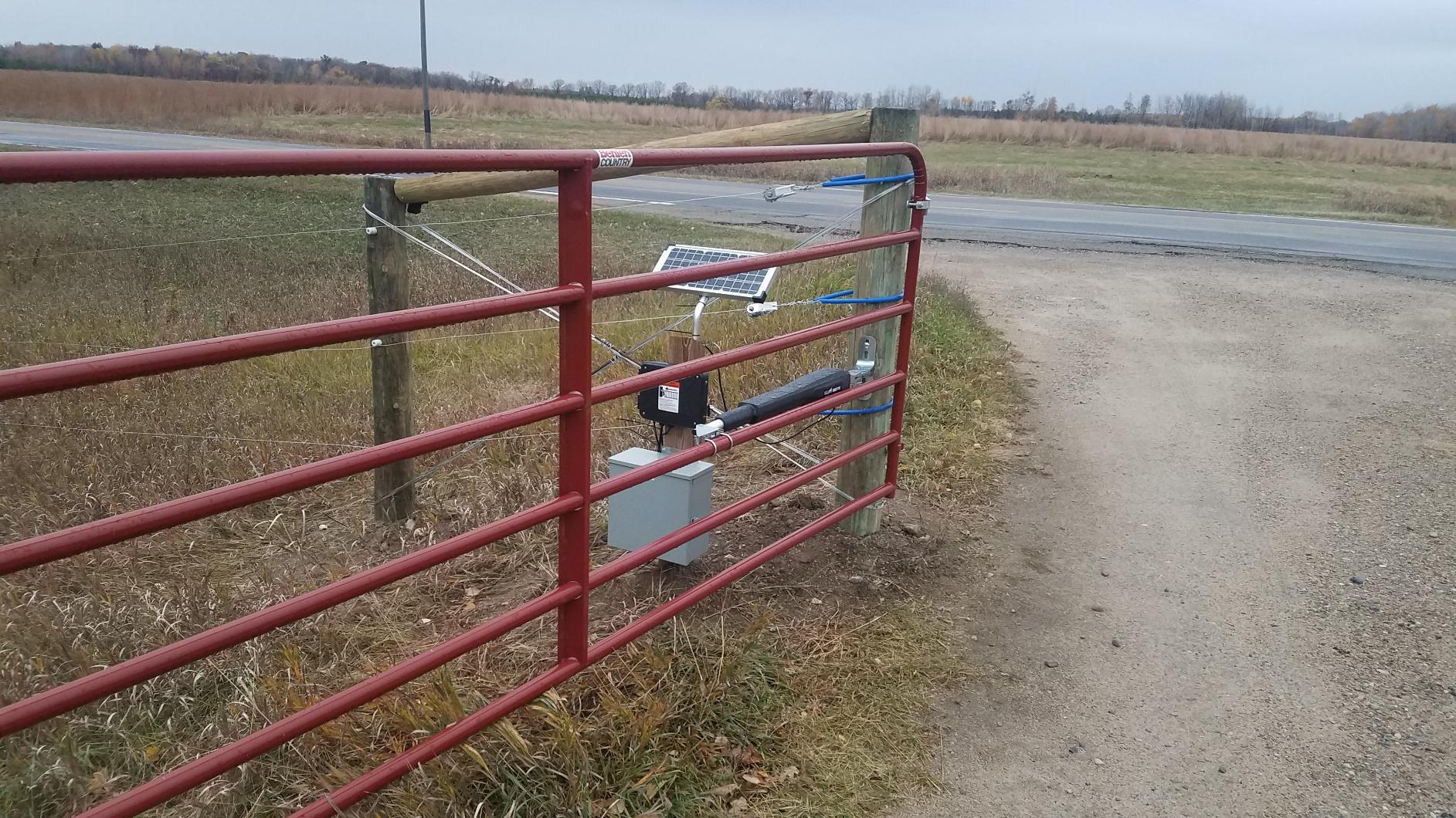 Mighty Mule MM371W-SOL Automatic Gate Opener with Solar Package customer photo 2