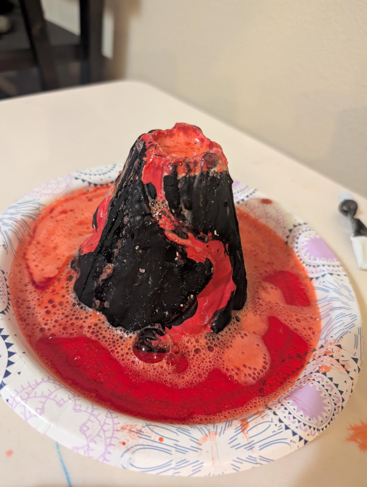 National Geographic Earth Science Kit - 100+ Science Experiments & Activities for Kids, Crystal Growing, Volcano Science Kit, Rock Collection, STEM Project Toy for Boys & Girls (Amazon Exclusive) customer photo 1