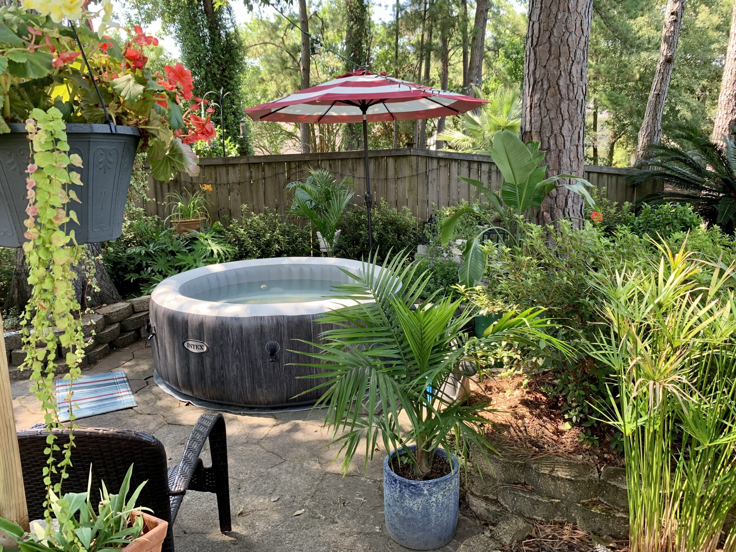 Intex Greywood Deluxe 4 Person Outdoor Portable Inflatable Hot Tub Spa with Multi-Color LED Light, Foam Headrests, and 140 Soothing Bubble Jets, Gray customer photo 1