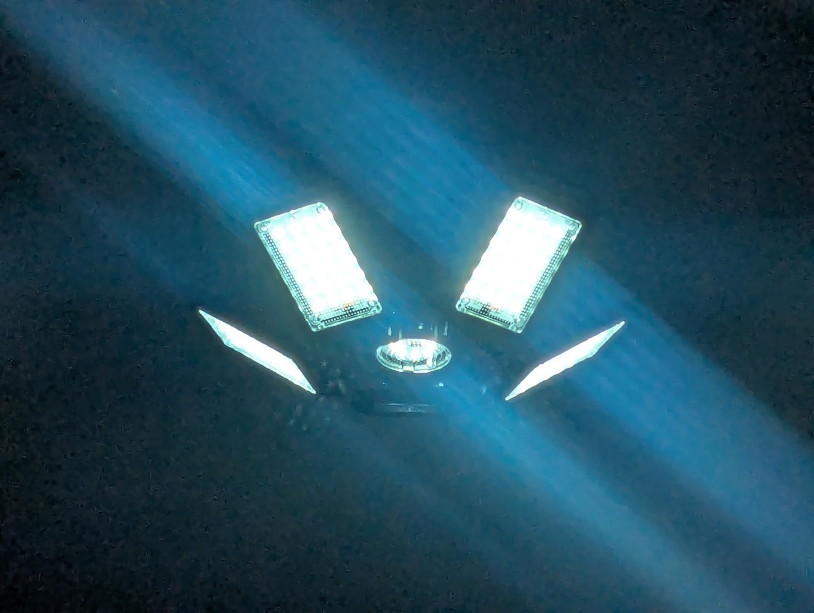 Luyata LED Garage Lights 2 Pack, Ceiling LED Shop Light 160W 16000LM 6500K Screw in Led Light with 5+1 Deformable Panels, Bright Led Lighting for Garage Workshop Basement Support E26/E27 Socket customer photo 1