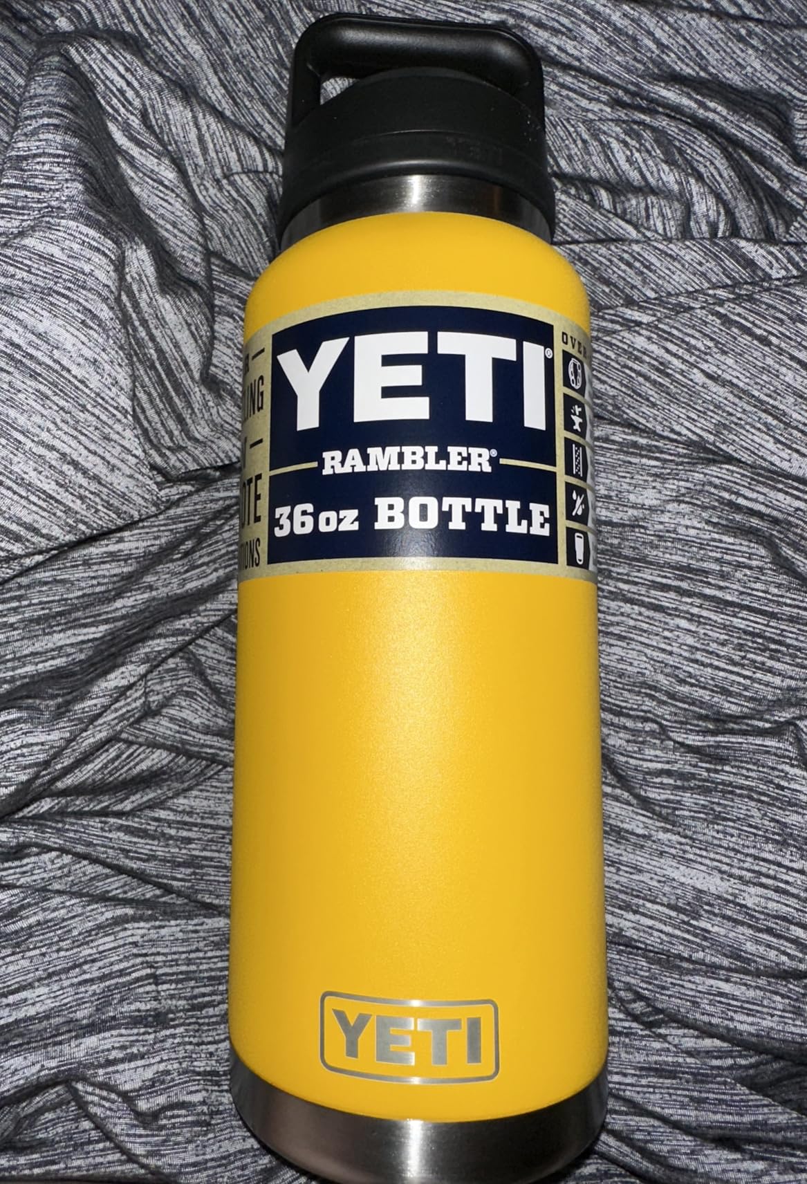 YETI Rambler 36 oz Bottle, Vacuum Insulated, Leakproof, Stainless Steel with Chug Cap customer photo 1