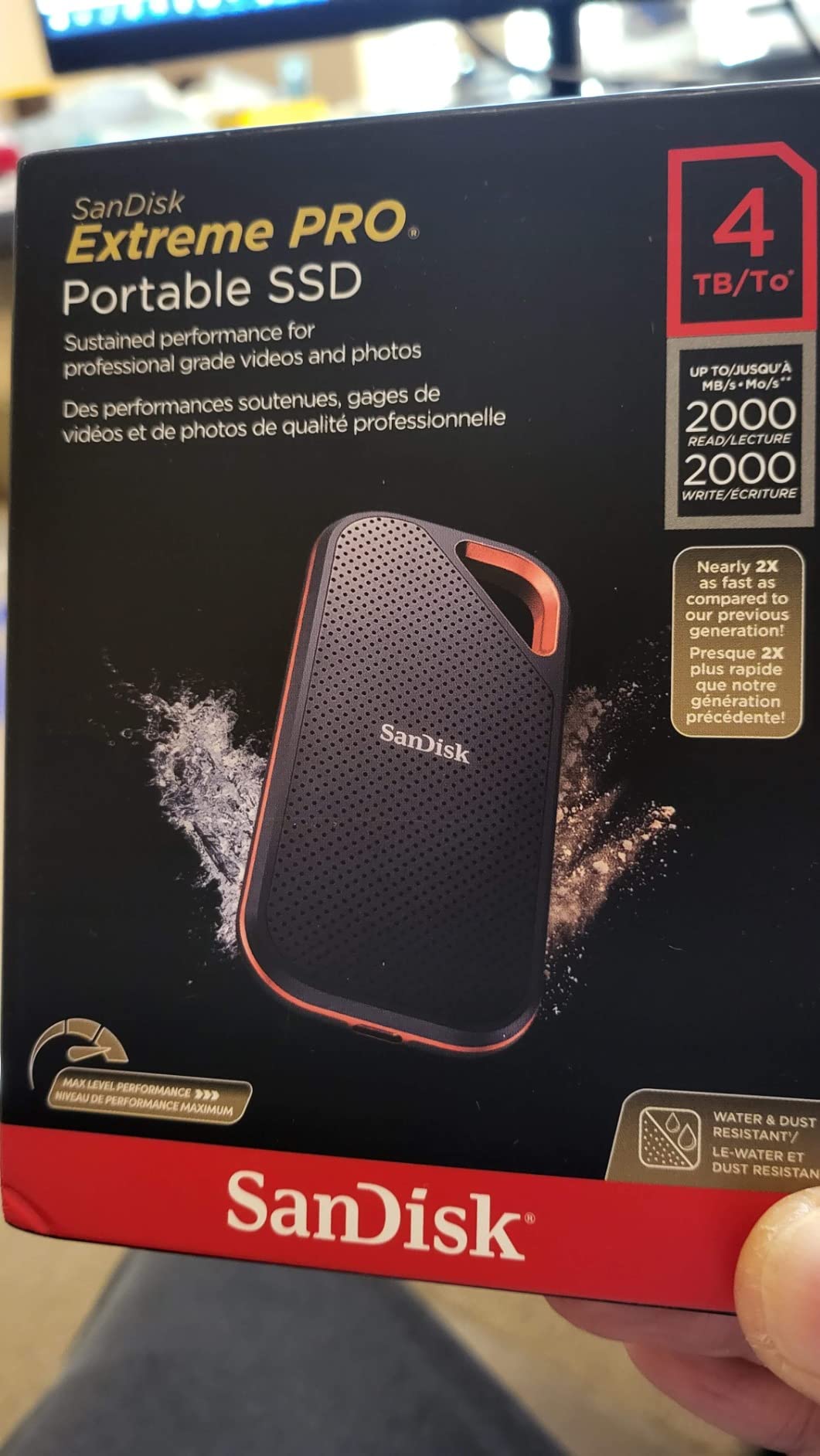 Cable Matters [Intel Certified] 40Gbps Active Thunderbolt 4 Cable 6.6 ft with 100W Charging and 8K Video customer photo 1