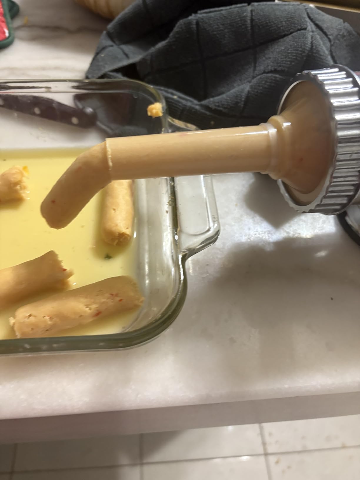 Lawei 2 LBS Sausage Stuffer - Horizontal Kitchen Stuffing Maker Stainless Steel Meat Sausage Machine for Household Commercial customer photo 2