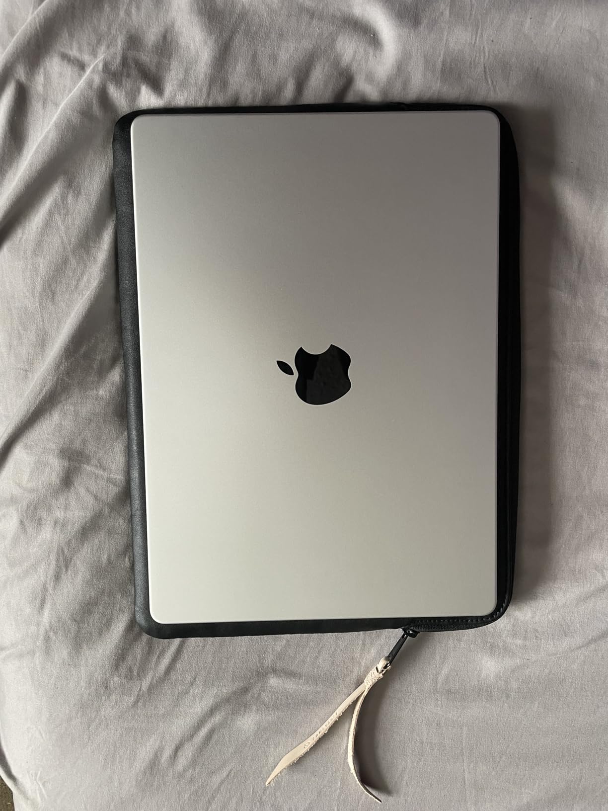 Comfyable Leather Laptop Sleeve Compatible with 16 Inch MacBook Pro M5 Pro/Max & 15 Inch MacBook Air M5 2026, Brown customer photo 2