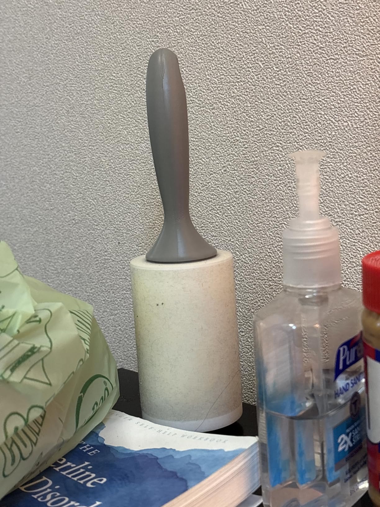 Scotch-Brite Pet Hair Pickup Extra Sticky Lint Roller, Used for Removing Fur on Couches, Clothes, and More, 95 Sheets customer photo 1