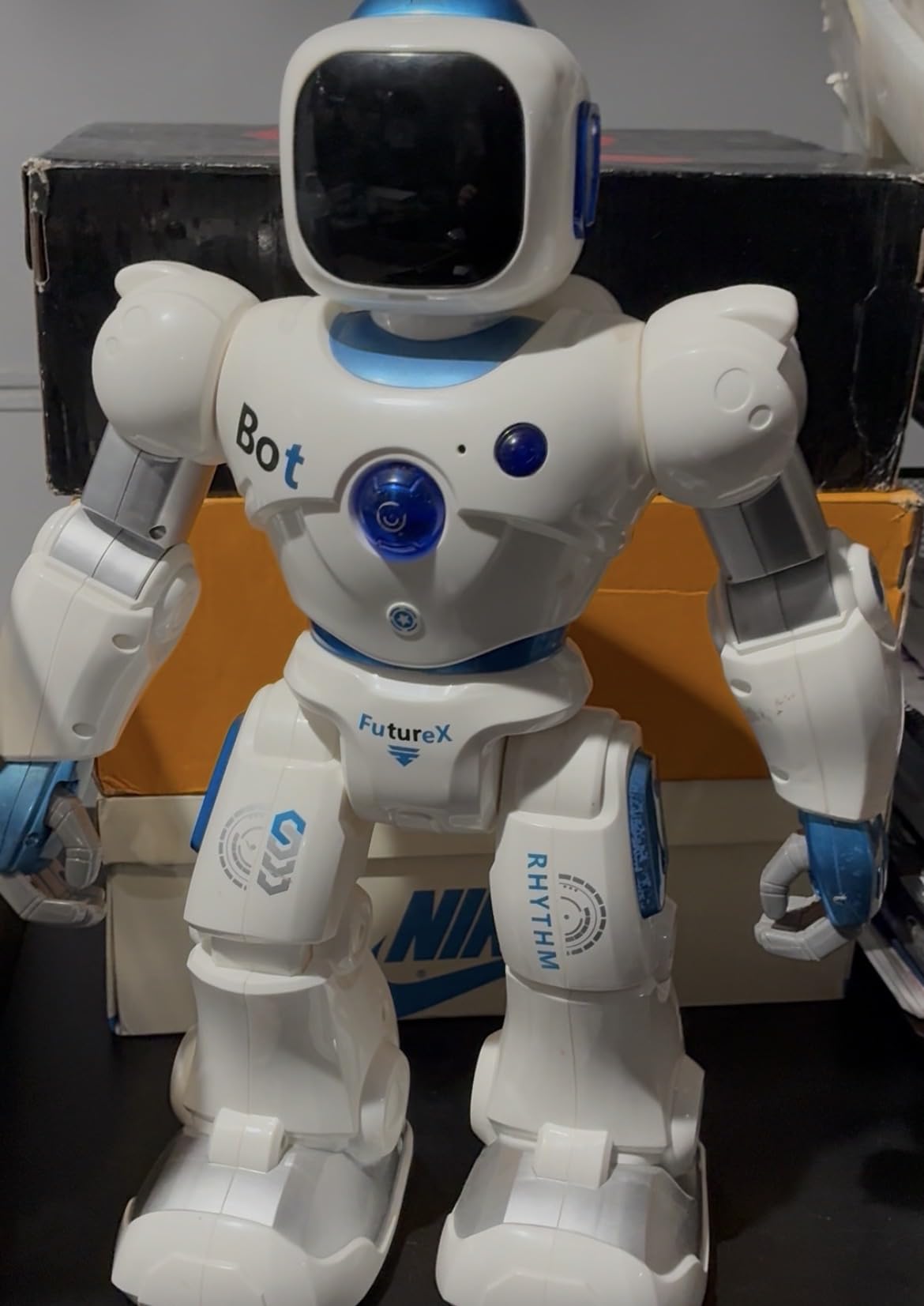 Ruko 1088 Smart Robots for Kids, Large Programmable Interactive RC Robot with Voice Control, APP Control, Present for 4 5 6 7 8 9 Years Old Kids Boys and Girls customer photo 2